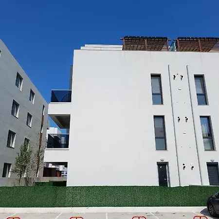 Cu 1 Dormitor Si Living In Mamaia Nord * Năvodari